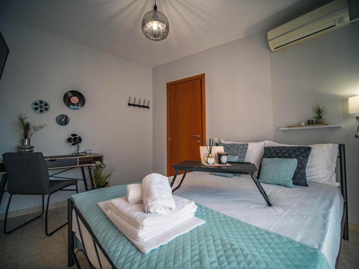 Menta Retro - Central Spot Apartments Vólos Extérieur photo