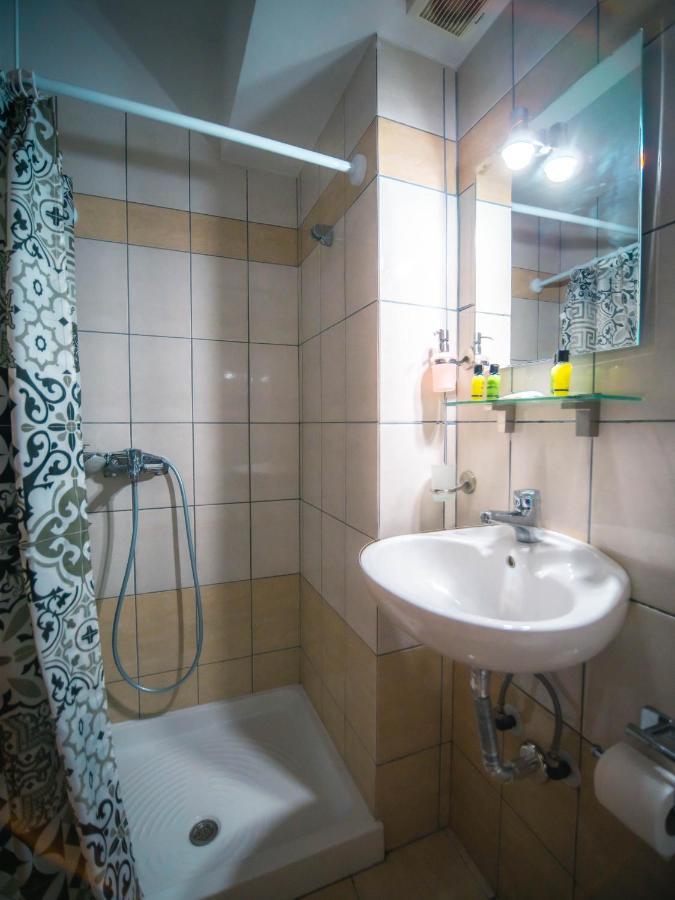 Menta Retro - Central Spot Apartments Vólos Extérieur photo